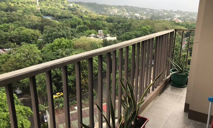 Lahug Condo | NEW! Refreshing place at the heart of the city