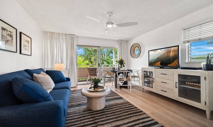 Wailua Condo | New Remodeled Kauai Escape! 1 bed 1 bath condo in charming Kapaʻa with WiFi, AC