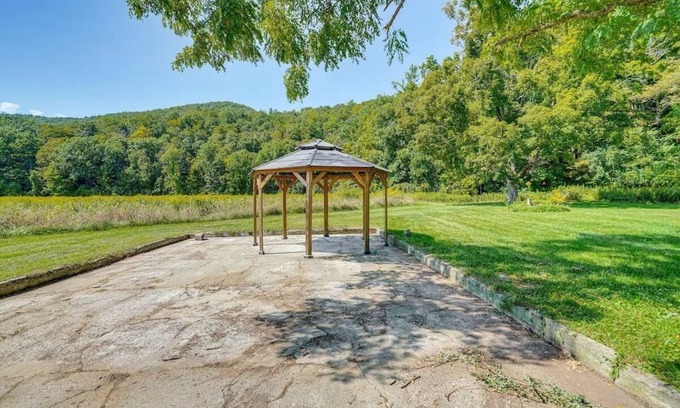 Canaan Other | NEW RENO Historic Creamery in Berkshires w/hot tub