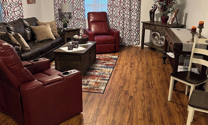 Northport Apartment | New rental in Tuscaloosa Alabama. 9 miles from University of Alabama.