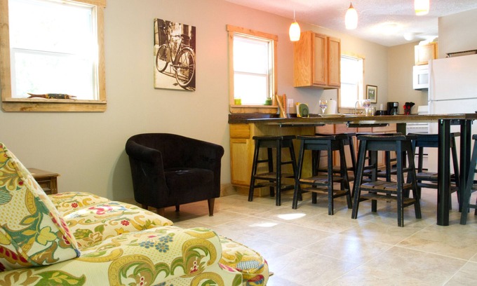 Summerlee House | New River Loft, 3224 Court St. Fayetteville. Come enjoy the Gorge.