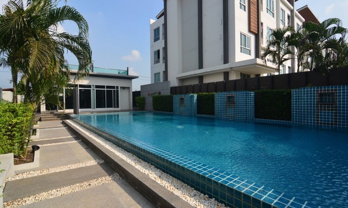 Lat Krabang Apartment | New room near Suvarnabhumi Airport&Paseo Mall with Pool and fitness!
