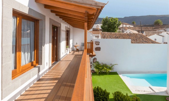 Santa Lucia House | New Rural Emblematic House Santa Lucia with private pool