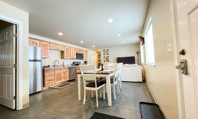 Knik-Fairview Apartment | New secluded and peaceful 1 bedroom Alaska hideaway apartment.