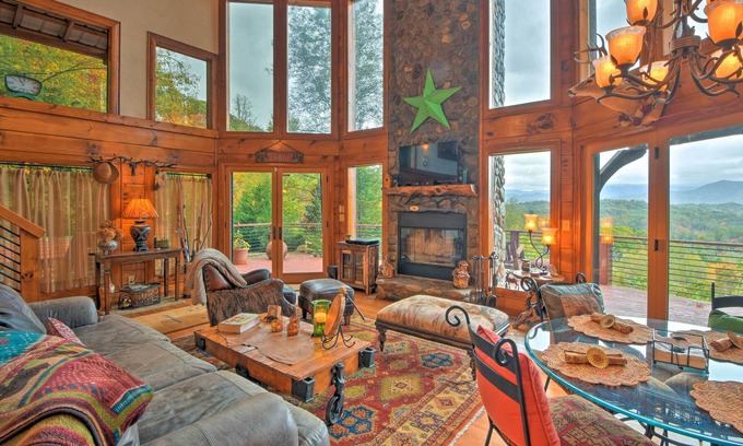 Robbinsville Cabin | NEW! Secluded Nantahala Forest Refuge w/Mtn Views