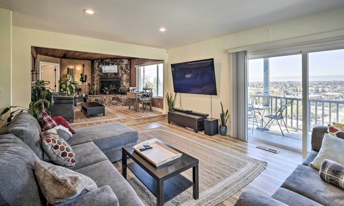 Hayward House | NEW! Serene Home w/ Fireplace, Grill, Bay Views!