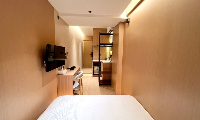 Tsim Sha Tsui Apartment | [New Serviced Apartment] modern & cozy - Unit E