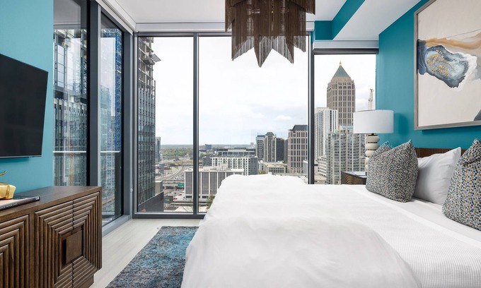 Midtown Apartment | *NEW* Skyfall by ALR