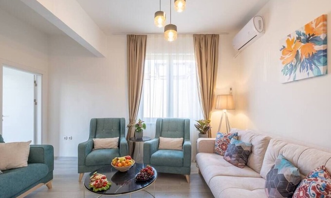 Sofia City Center Apartment | + New +Sophisticated Apt/Wifi 500Mbps/FREE parking