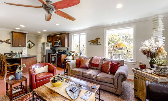 Pond Cove House | New South Portland Cottage, 10 Minutes to Downtown, Great for Entertaining