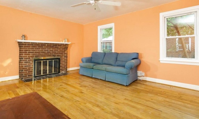 Berwyn House | NEW Spacious 5-bedroom house in College Park near UMD!