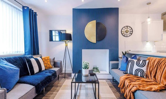 Droylsden House | NEW! Spacious Home, Ideal for Groups, FREE Parking