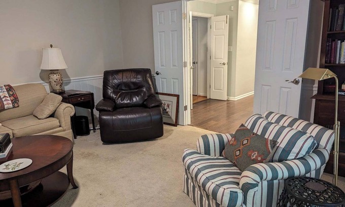 Durham House | NEW! Stately 3BR/2.5BA near Rockwood