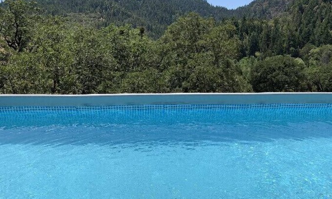 Willits House | NEW! Stellar Jay Valley oasis-pool & hot tub!