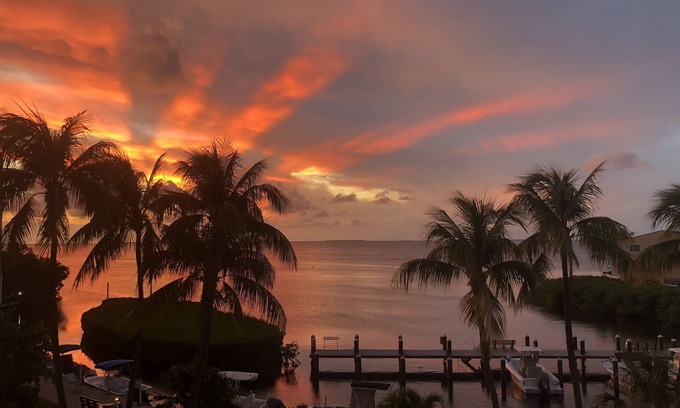 Islamorada Condo | New- Stunning 1 B apartment with incredible view