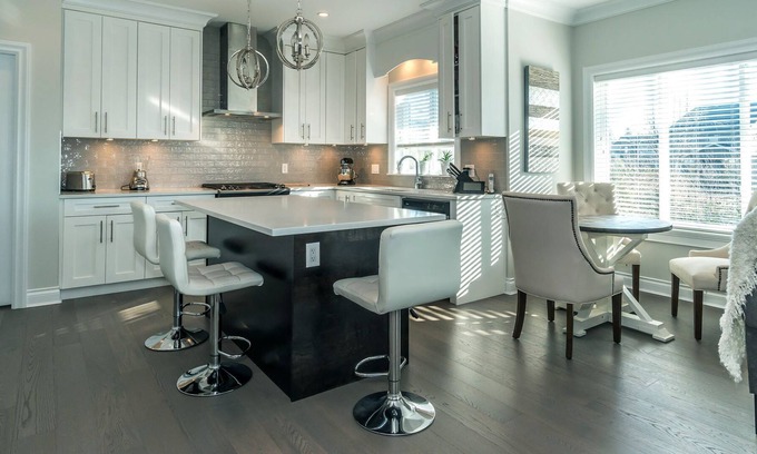 Guildford House | New stunning 4 bedroom home with big backyard