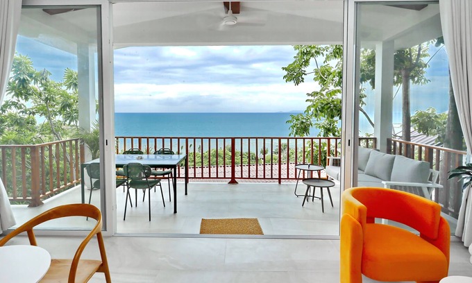 Ko Pha-ngan Villa | New Stunning Studio Watching Haad Yao Bay Sunset