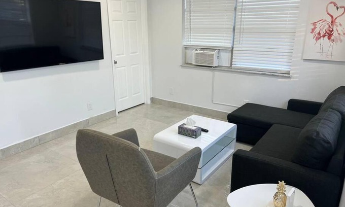 Royal Poinciana House | New Stylish One Bedroom Close to Beach and Hard Rock #21-A
