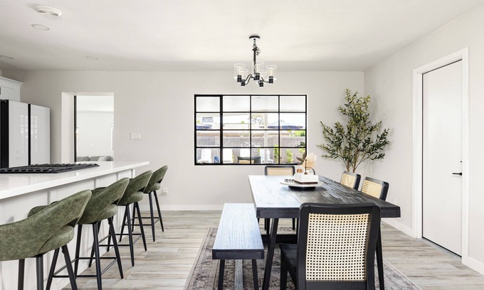 Scottsdale Country Acres House | NEW Stylish Retreat near Old Town, Pool, FREE Hot Tub, Pet-Friendly!