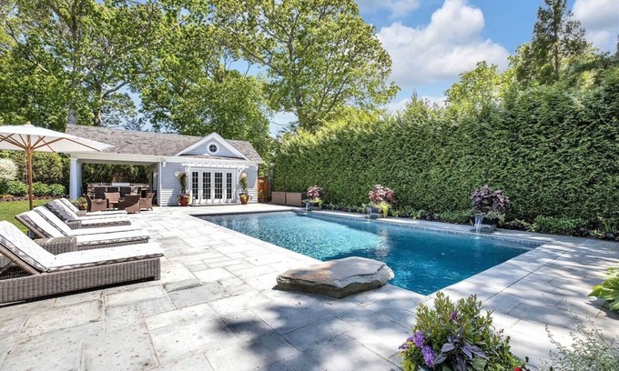 New Suffolk House | New Suffolk Compound w/Private Pool