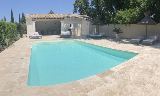 St.-Remy-de-Provence Villa | NEW Superb villa - heated swimming pool fence - 4000m garden - St-Rémy de Pce