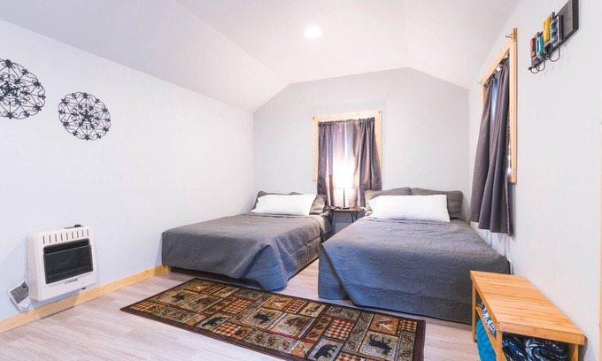 Susitna North Cabin | New! Sweet little cabin- Hiking, Fishing, BBQs, fire pits and picnic tables.