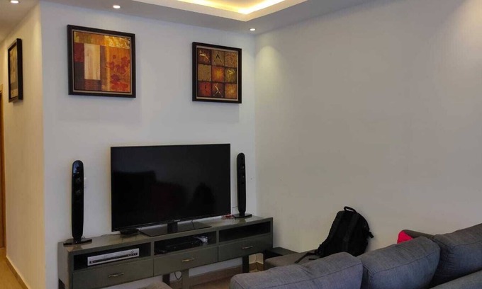 Dakar Apartment | New, tastefully decorated apartment