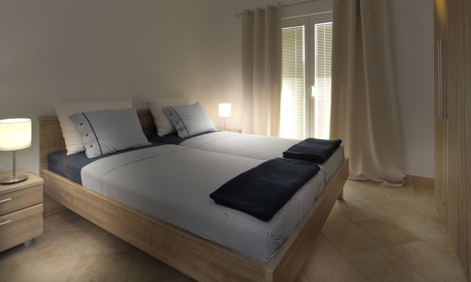 Murter Apartment | New tastefully furnished vacation apartment "Sven"