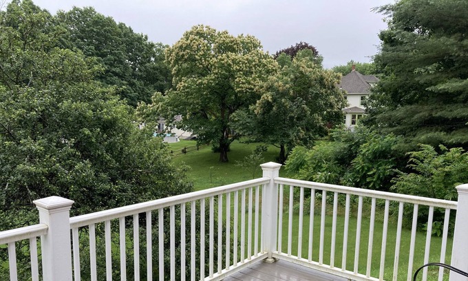 Housatonic House | New! The Meadow on Fairview!