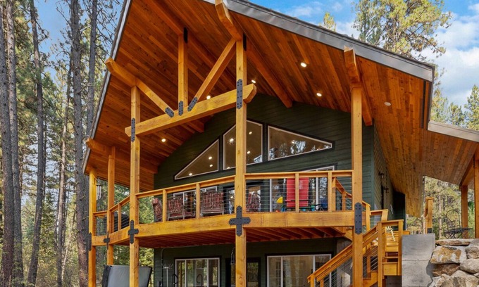 New Meadows House | New - The Missed Place - AC - Trailer Parking - Forested Retreat - Deck - 5 Acres