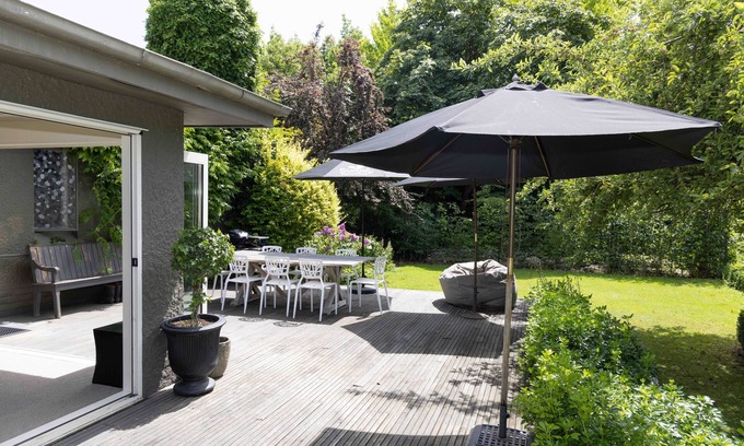 Alexandra Cottage | New to the holiday market. The Orchard Garden Cottage 5min from Clyde.