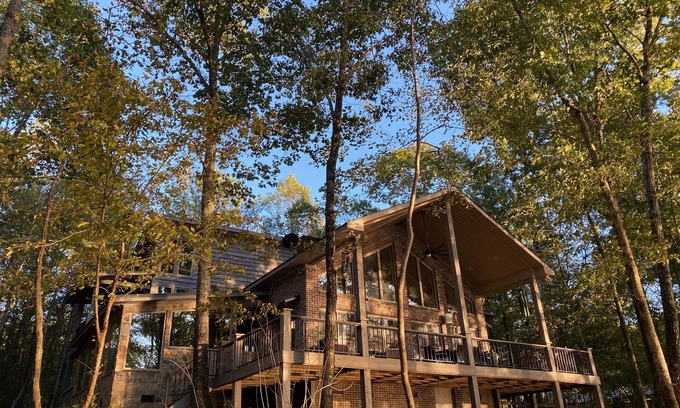 Crane Hill House | New to VRBO! Spacious Home with Multiple Porches and Private Dock