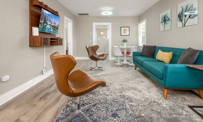 Fresno House | ⭐️ New! Tower District Pet Friendly Home!