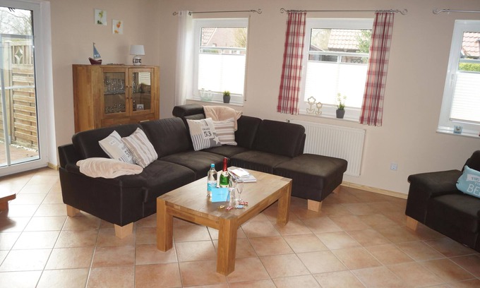 Sturenburgshof House | NEW! Vacation cottage Fentje