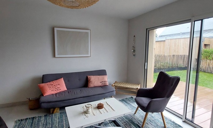 Lancieux House | New vacation home 10 minutes walk from Saint Sieu beach