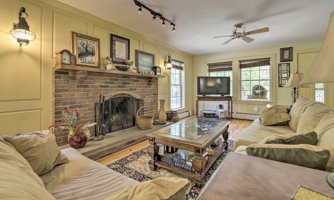 Pomfret House | NEW! Vast Vintage-Style Home, 1/2 Mi to State Park