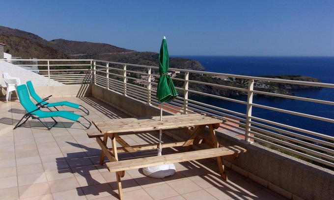 Cerbere House | New villa 95m2/beautiful sea view/large terrace/courtyard/garage/children's playroom