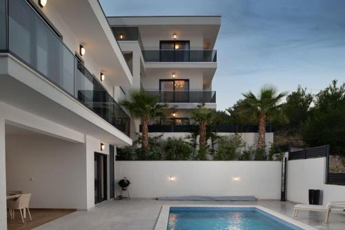 Razanj Villa | NEW ! Villa Palm Bay 1 & 2 with two heated pool - near sea