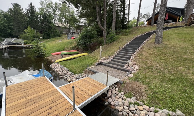 Mountain Cabin | New Waterfront Full Rec Lake Home On UTV Sled Trails Sleeps 10
