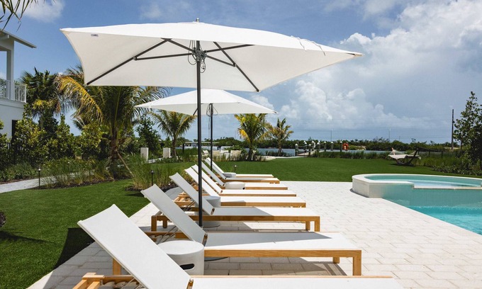 Key West House | New Waterfront Home - Dreamside House