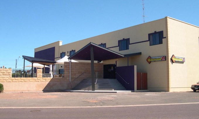 Whyalla Playford Hotel | New Whyalla Hotel