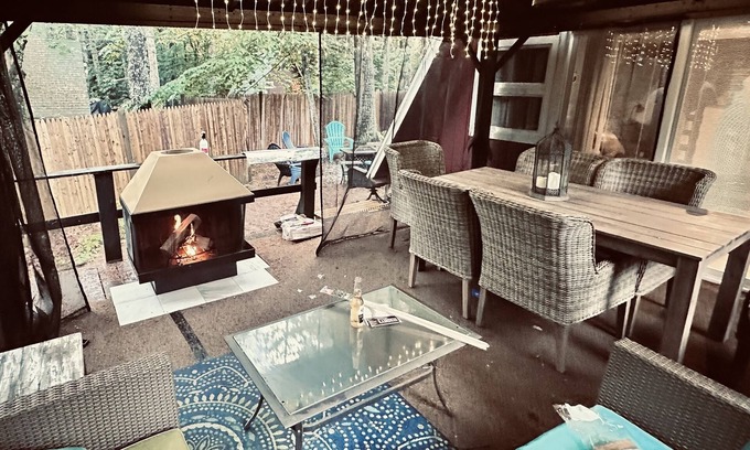 Center Conway Ski Chalet | New winter outdoor space