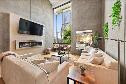 East Village House | New York Style Penthouse in the heart of the city