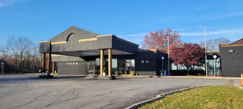Newburgh Hotel | Newburgh Inn