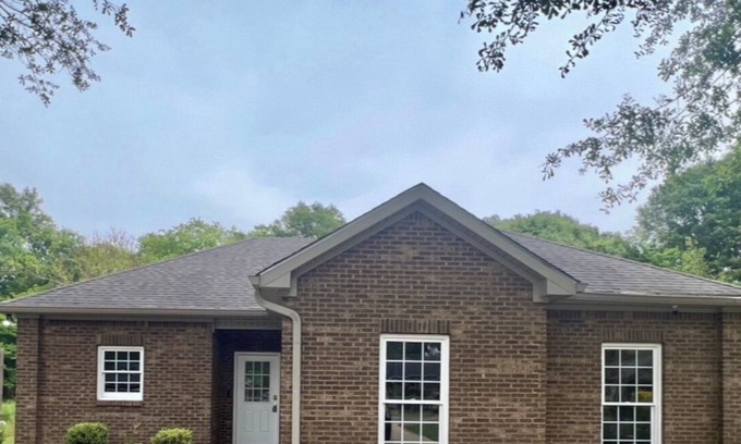 Selma House | Newer Built 4 Bedroom Home!