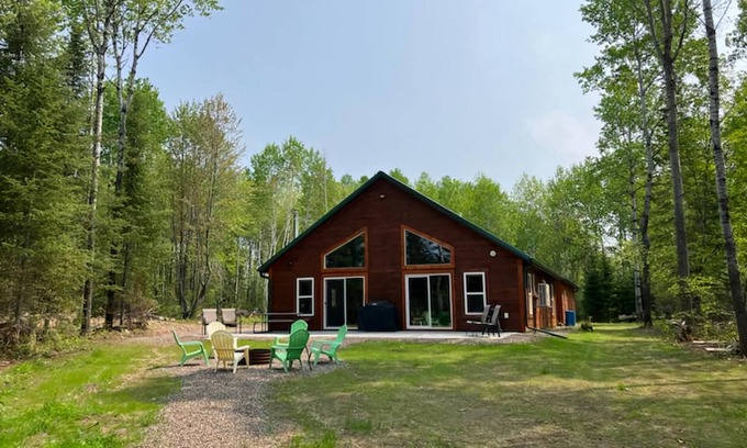 Phillips Cabin | Newer Construction Cabin - Waterfront, Wooded, on ATV/Snowmobile trails