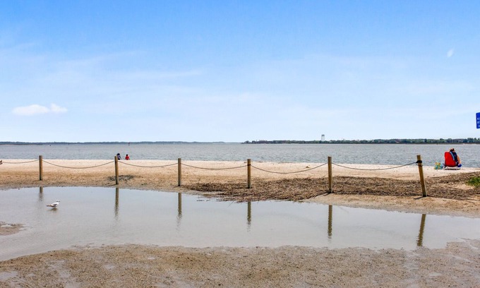 Port Royal House | Newer Home Walking/Biking Distance to Sands Beach and Port Royal Attractions!