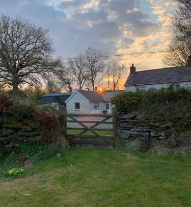 Crymych House | Newfoundland Cottage