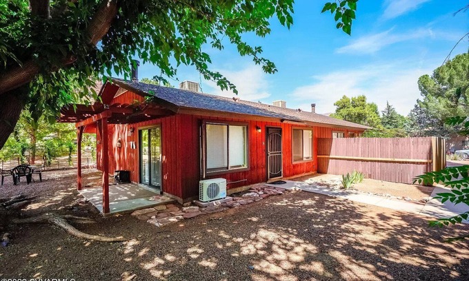Oak Creek House | Newly acquired property that's a work in progress