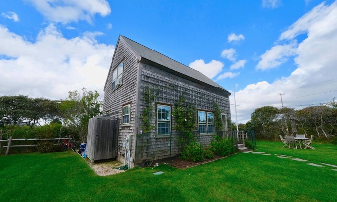 Tom Nevers House | NEWLY AVAILABLE IN TOM NEVERS